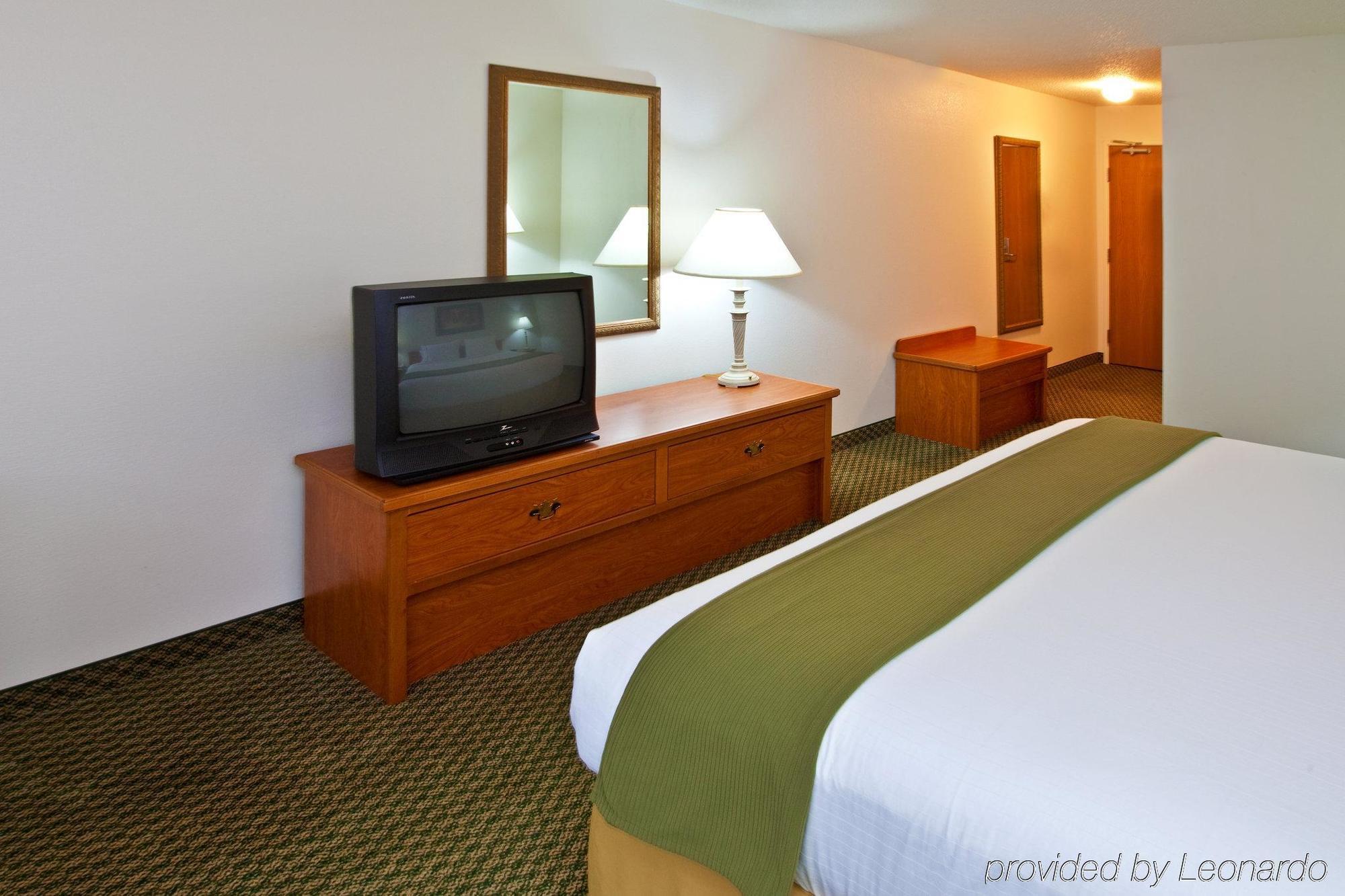 Holiday Inn Express & Suites Logan, An Ihg Hotel Pokój zdjęcie